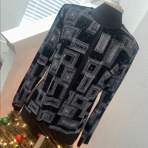 Xscape Black and White Patterned Top with Shoulder Pads